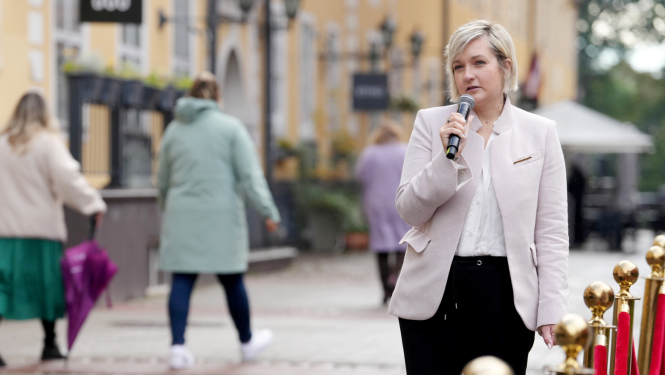 LZP direktore Lauma Muižniece Zinātnes ielas atklāšanas pasākumā