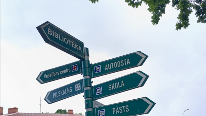 Virzienrādītājs Skrundā