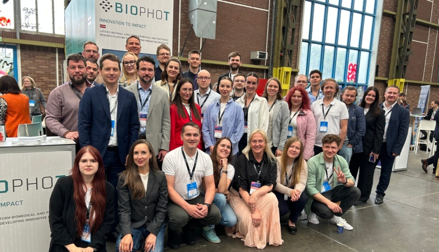 BioPhoT komanda pasaules vadošajā dziļo tehnoloģiju forumā Hello Tomorrow Global Summit 2026 Amsterdamā