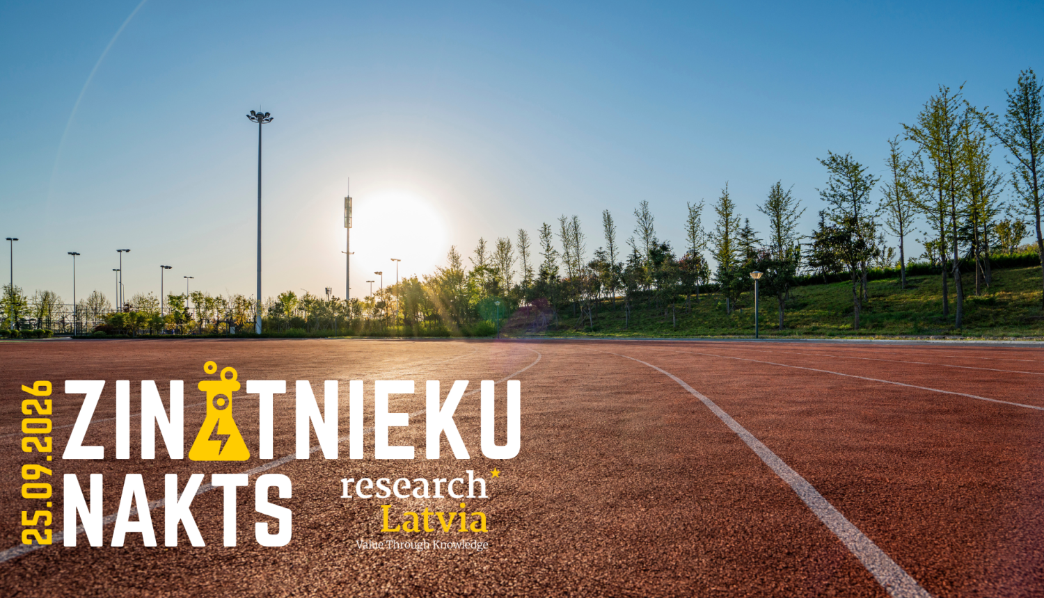 Sporta laukums ar Zinātnieku nakts logo