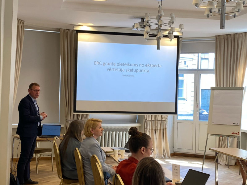 Prof. Jānis Kloviņš Apvārsnis Eiropa Nacionālais kontaktpunkts (NKP) rīkotajā pasākumā
