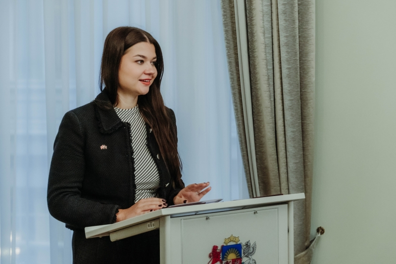 Izglītības un zinātnes ministrijas parlamentārā sekretāre Silvija Amatniece