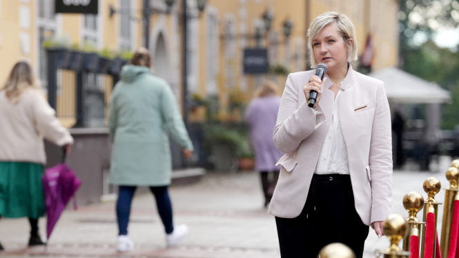 LZP direktore Lauma Muižniece Zinātnes ielas atklāšanas pasākumā