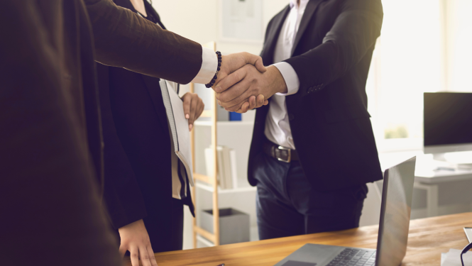 Attēls ar rokasspiedienu