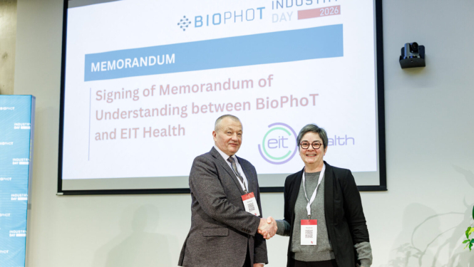 Parakstīts memorands par BioPhot un Eit Health sadarbību