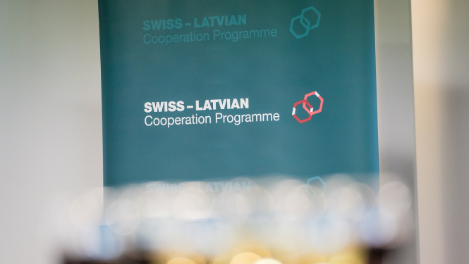Šveices-Latvijas sadarbības programmas plakāts
