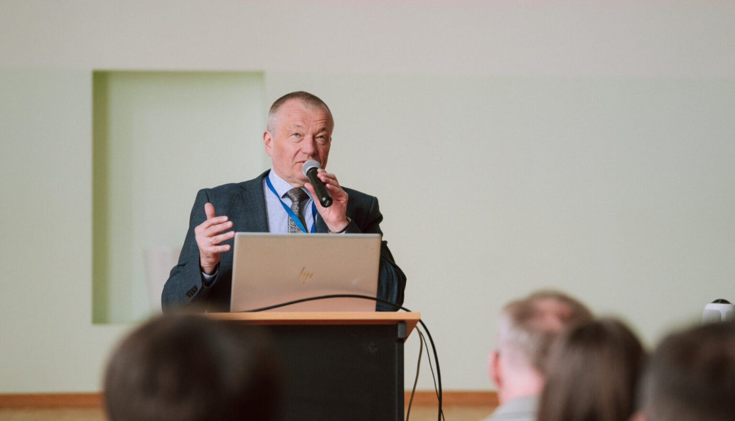 Platformas vadītājs Osvalds Pugovičs