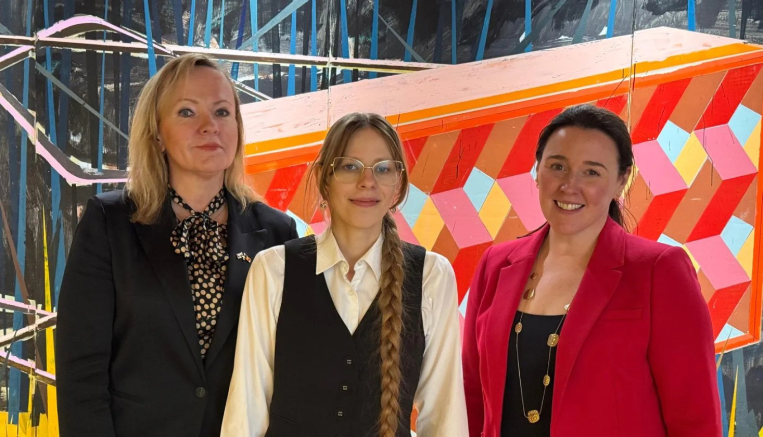 EUCYS 2025 bioekonomikas balvas ieguvēja Evita Mārtinsone Briselē