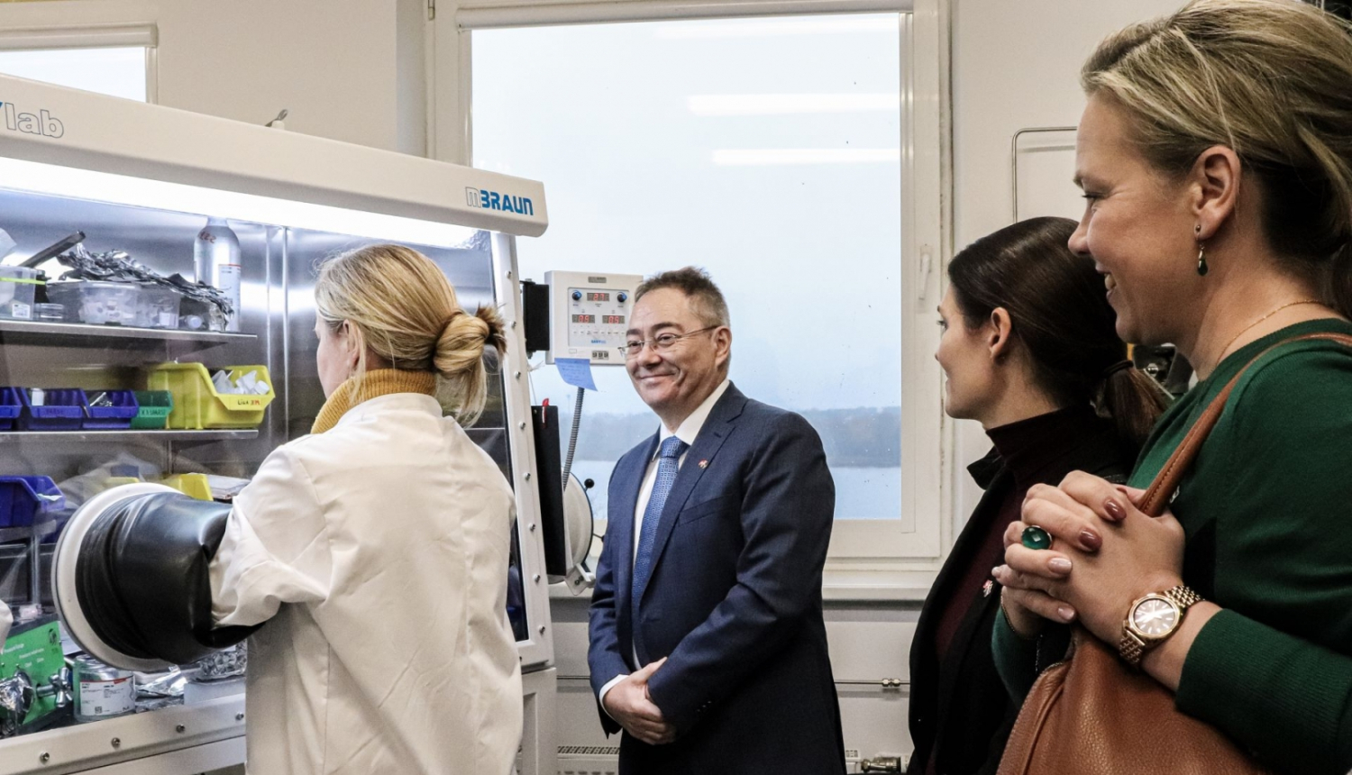 Šveices delegācijas vizīte Cietvielu fizikas institūtā